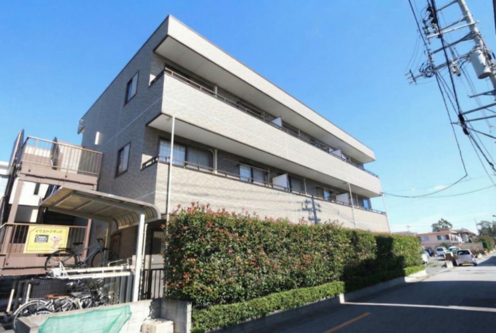 �C�}���g�^�E���b �����O��