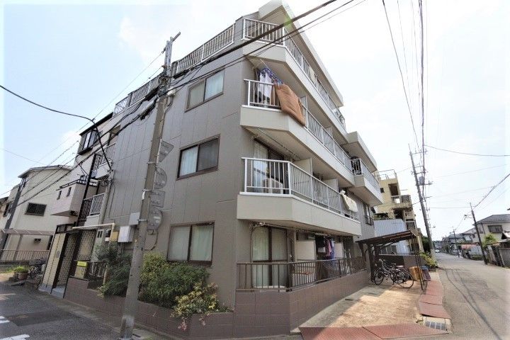 ローゼンハイム北越谷の1k賃貸マンション 初期費用 11万円以内です お家賃1ヶ月分無料 光インターネット無料物件 不在時も安心の宅配ボックス付き 退去時クリーニング費用不要 故意過失除く 安心のtvモニターホン付き 安心のオートロック物件です